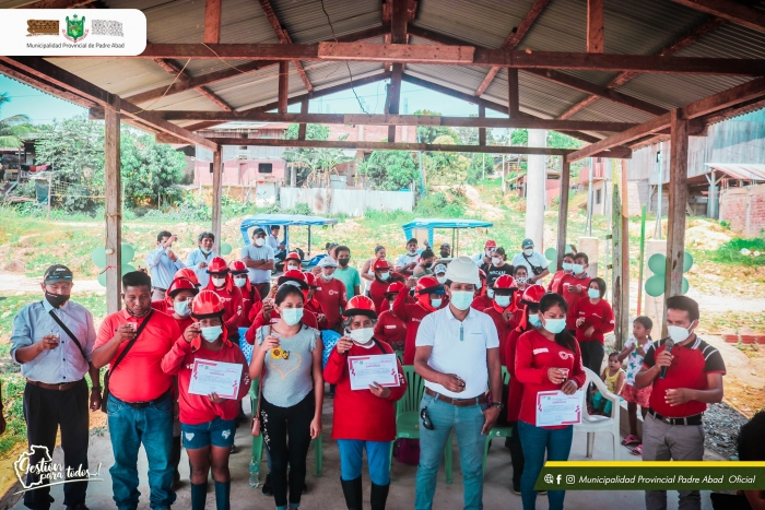 CONCLUYO ACTIVIDAD DEL PROGRAMA TRABAJA PERÚ EN EL AA. HH ROMÁN TENAZOA SECAS