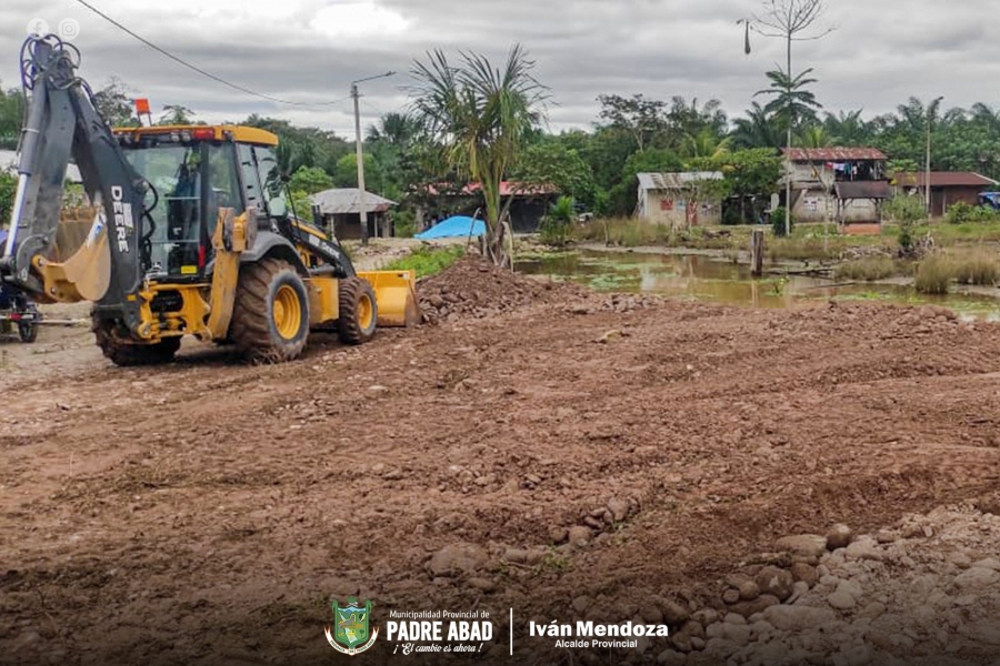 MPPA REALIZA EL RELLENO DE ESPACIO RECREATIVO DEL CASERÍO PAUJIL