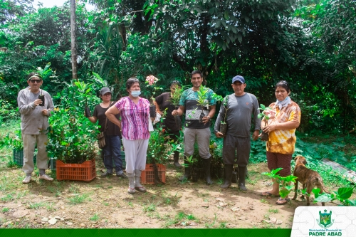 MUNICIPALIDAD DE PADRE ABAD DONA PLANTONES ORNAMENTALES Y FRUTALES