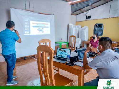 MUNICIPALIDAD Y RED DE SALUD CAPACITARON A JEFES DE ESTABLECIMIENTOS DE SALUD DEL DISTRITO DE PADRE ABAD