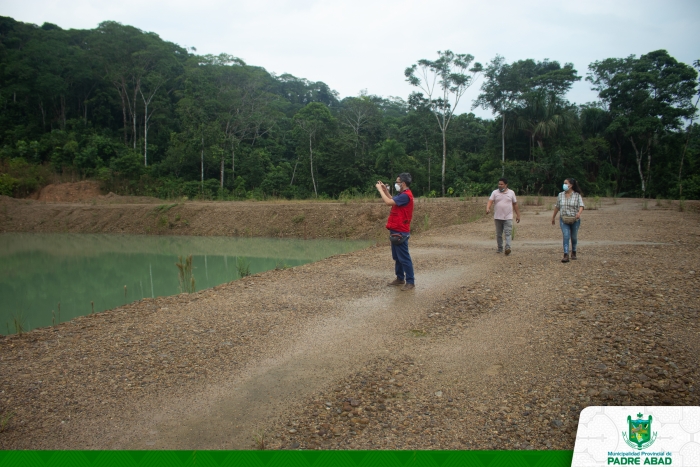 EQUIPO DE PERITAJE DE OBRA Y VIVIENDA INSPECCIONA OBRA PARALIZA DE AGUA Y DESAGUE DE AGUAYTÍA