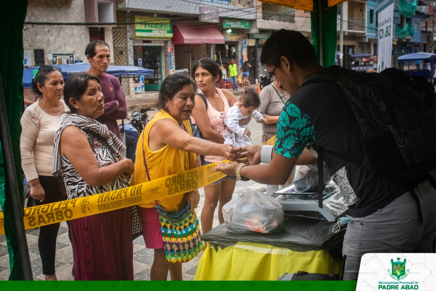 MUNICIPALIDAD PROVINCIAL PUSO A LA VENTA PESCADO POR SEMANA SANTA