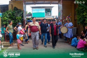 ALCALDE DE PADRE ABAD APUESTA POR LA EDUCACIÓN DE LO NIÑOS Y JÓVENES DE NUESTRA PROVINCIA