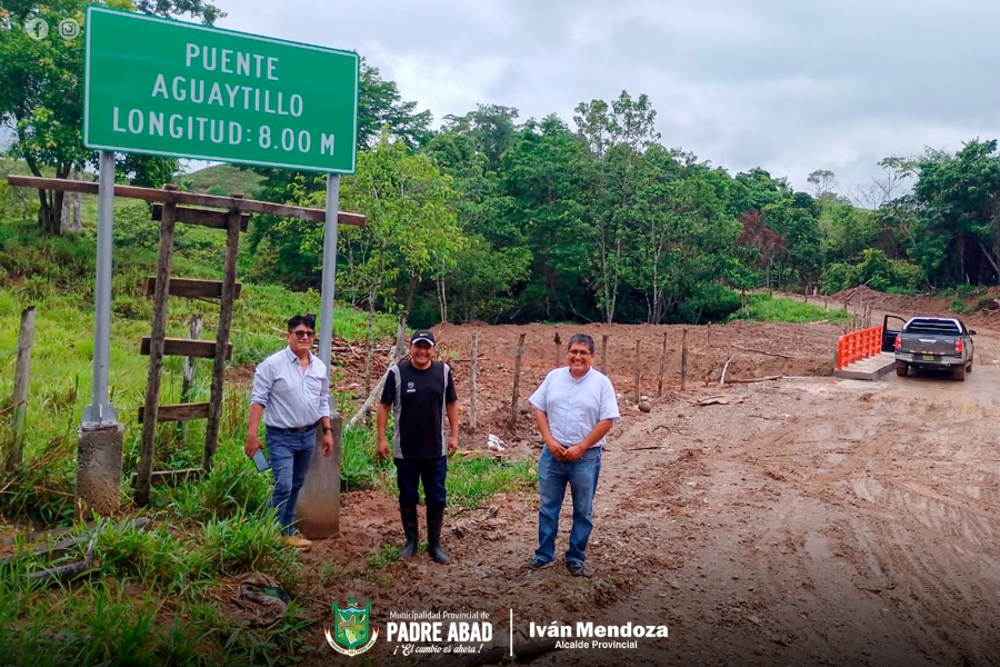 ALCALDE IVÁN MENDOZA SUPERVISA CONSTRUCCIÓN DE PUENTES EN IRAZOLA