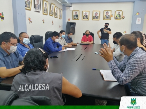 ALCALDESA PARTICIPO DE REUNION CON EL PROGRAMA REGIONAL DE INFRAESTRUCTURA MULTISECTORIAL DEL GOREU