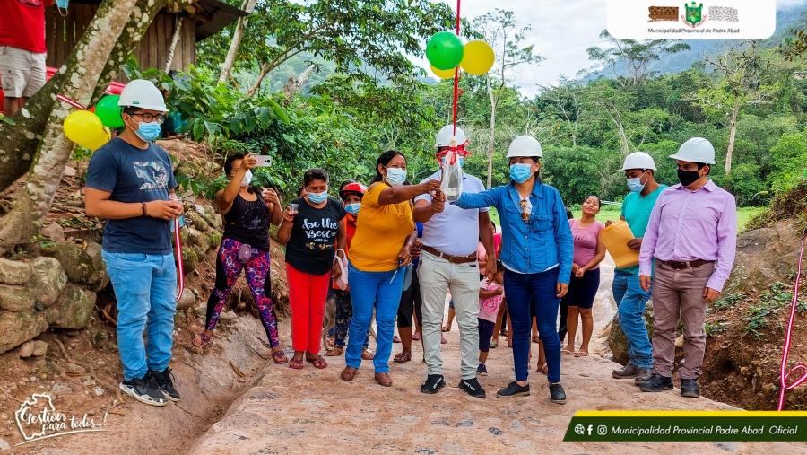 INAUGURAN TRABAJOS DE LIMPIEZA Y MANTENIMIENTO DE LA VIA DE ACCESO AL BALNEARIO EN PREVISTO