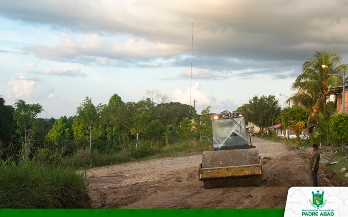 MUNICIPALIDAD REALIZA LIMPIEZA DE CALLES Y MANTENIMIENTO DE VÍAS EN LA JJ.VV. PORTAL AGUAYTÍA