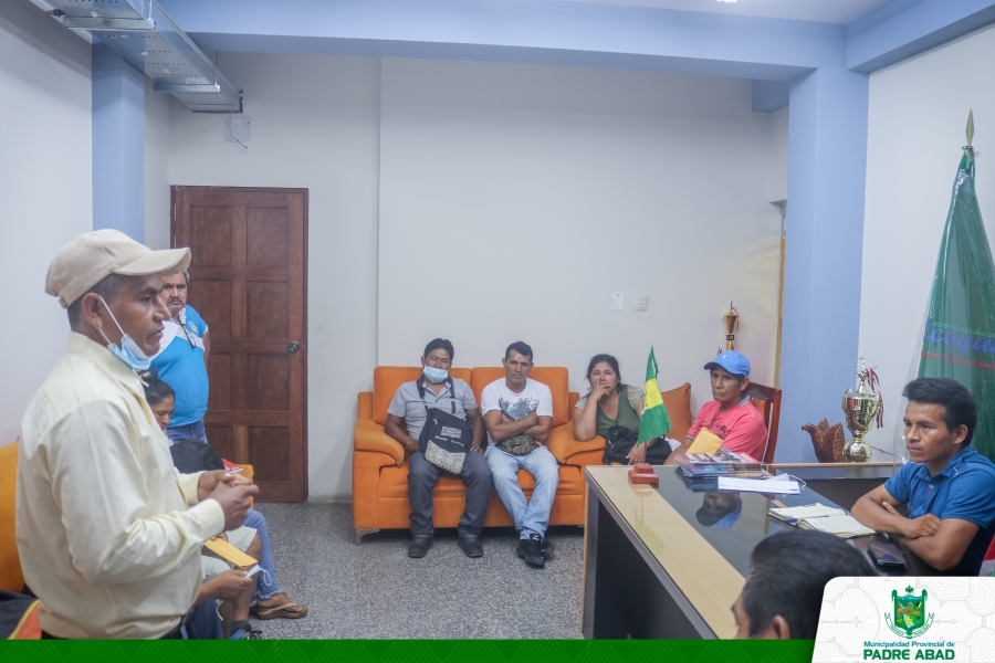 AUTORIDAD PROVINCIAL SOSTUVO REUNIÓN CON AUTORIDADES DEL C.P. SANTA ROSA