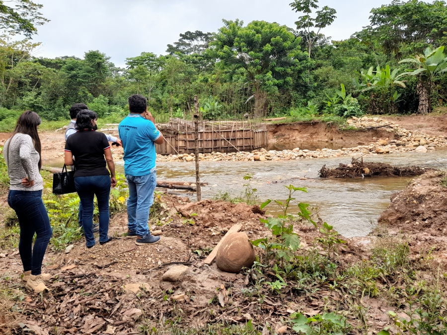 ALCALDESA Y EQUIPO TECNICO REALIZAN INSPECCIONES INOPINADAS A DIVERSAS OBRAS EN EJECUCION EN PADRE ABAD